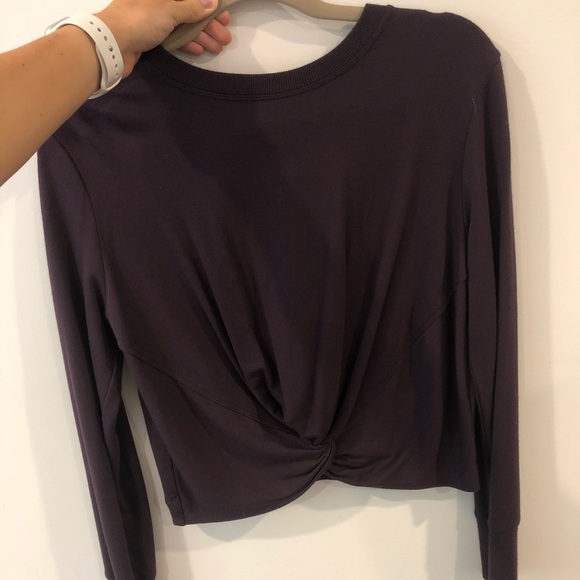 ATHLETA twist top - Picture 2 of 4